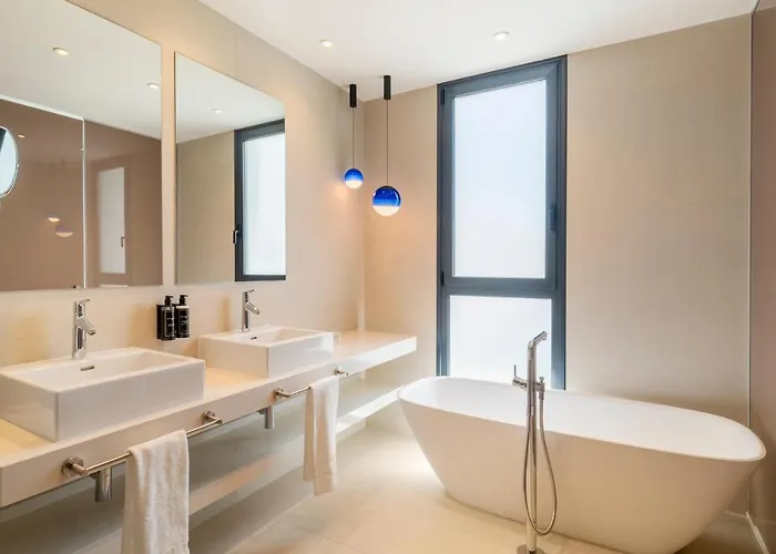 Hotel Eurostars Oasis 4*