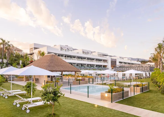 Hotel Eurostars Oasis 4*