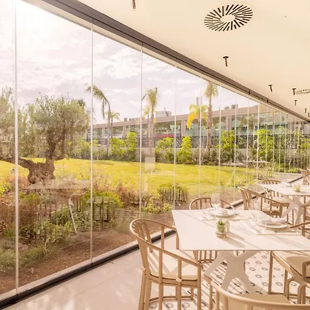 Szálloda Eurostars Oasis