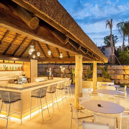 Eurostars Oasis Hotel