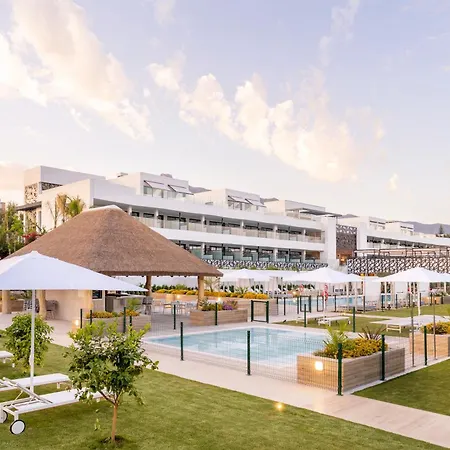 호텔 Eurostars Oasis 4*